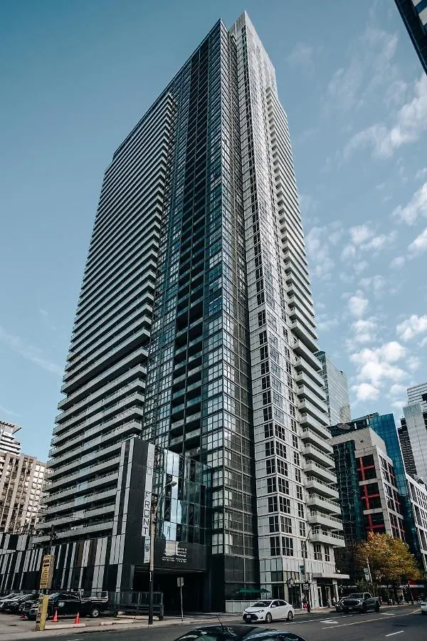Stylish Suite At 300 Front Street W Toronto