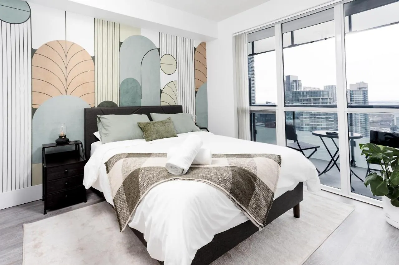 Stylish Suite At 300 Front Street W Toronto 0*,  Canada