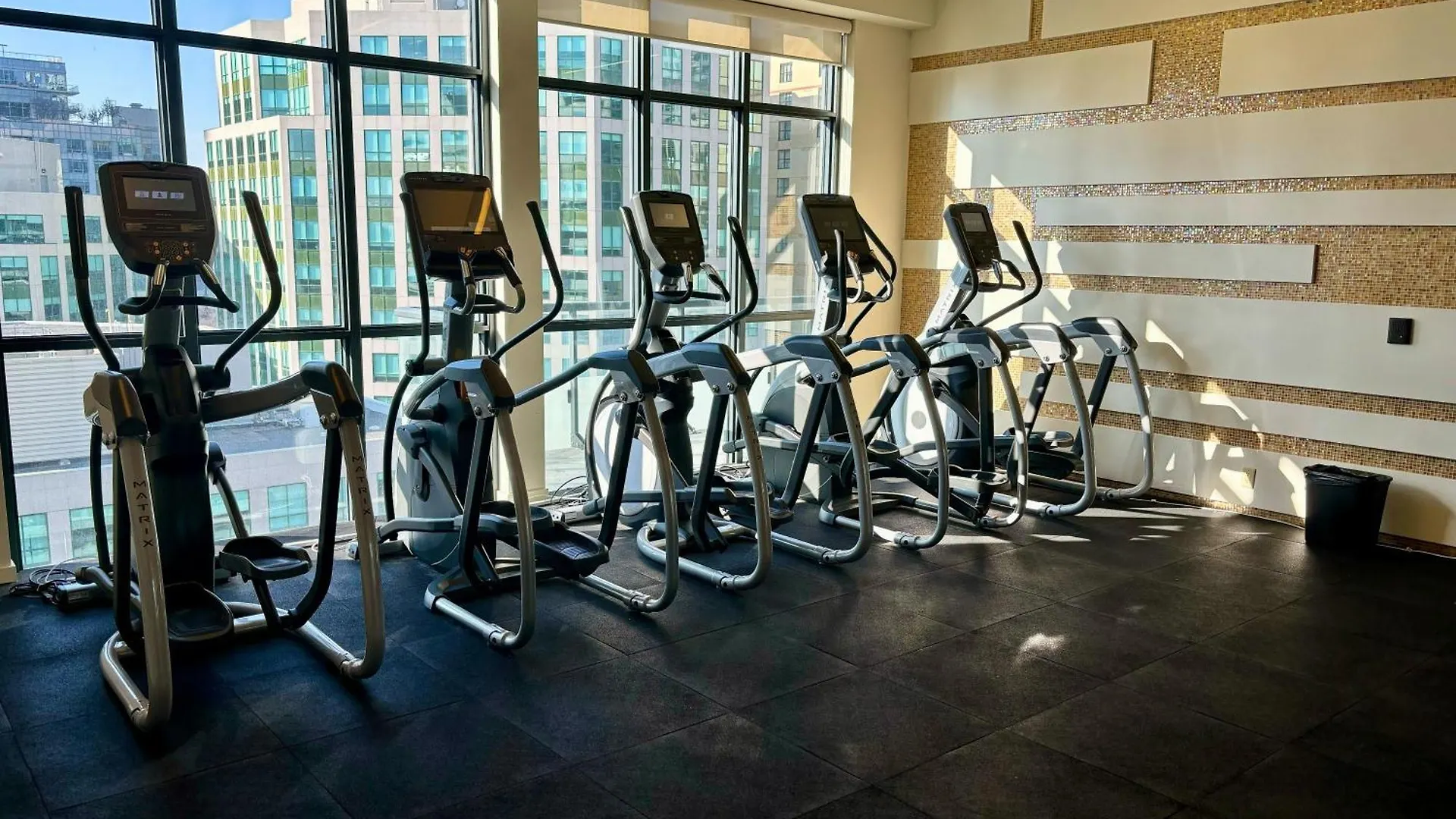 Stylish Suite At 300 Front Street W Toronto Canada